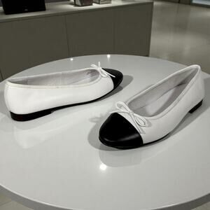 Jeffrey Campbell Women's 9 Two-Tone White & Black Genuine Leather Ballet Flats